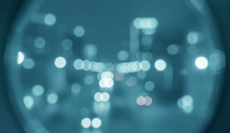 Gece Işık Saçılması Neden Olur? Özellikle Keratokonusta Görülen Tipik Belirtileri