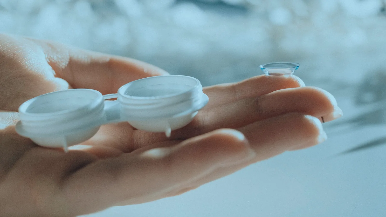 ICL (Göz İçi Lens) Nedir, Kimlere Uygulanır? Lazer Olamayanlar İçin Alternatif